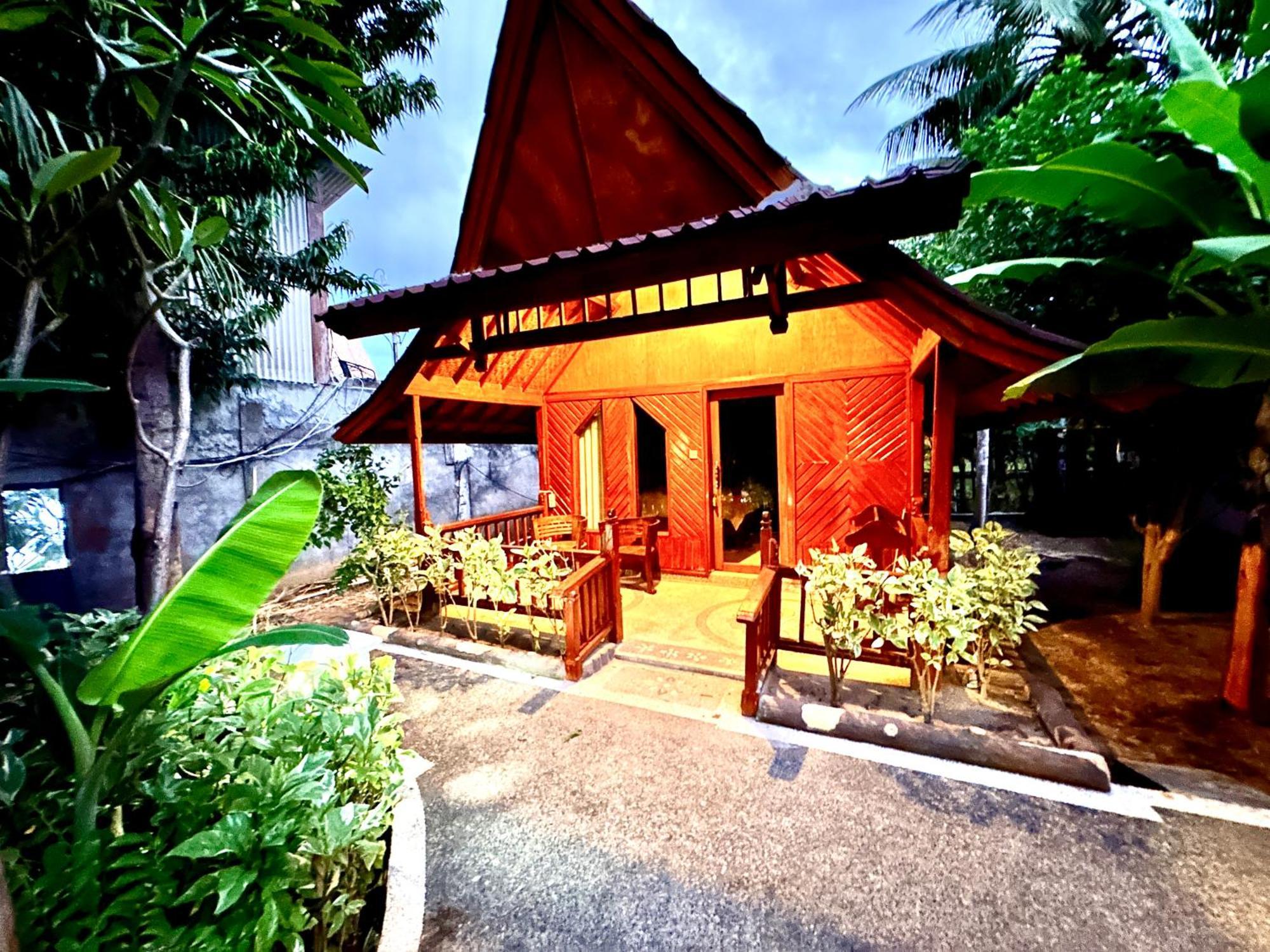 Sunny Rose Bungalows Gili Air - Adults Only Kültér fotó